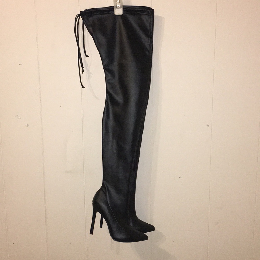 NWOT🖤 Sexy Faux Leather Thigh High Boots🖤EUC